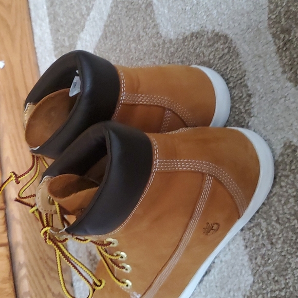 EUC!  Timberland Earthkeepers - Picture 5 of 13